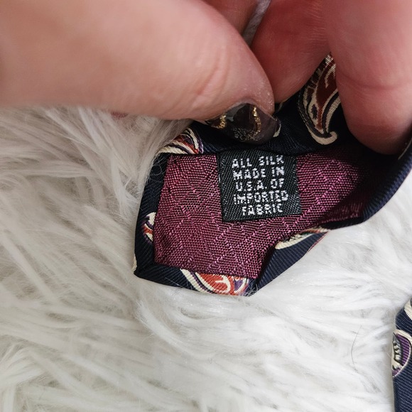 Christian Dior Men's Paisley‎ 100% Silk Neck Tie - Picture 3 of 6